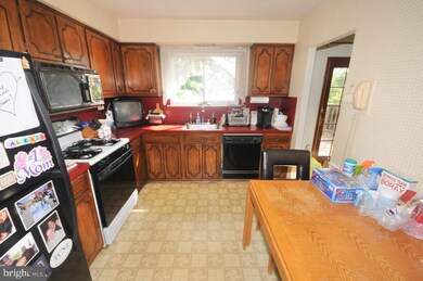 204 Hobart Dr, Clementon, NJ 08021 - photo 7