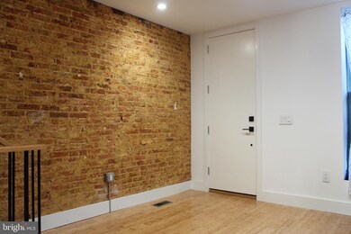 450 Pitman Place, Baltimore, MD 21202 - photo 4