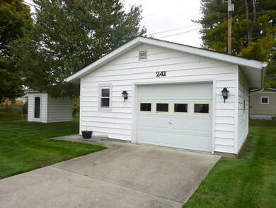Walden Rd. Detached Garage