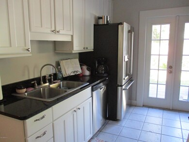 3565 Pine St, Jacksonville, FL 32205 - photo 4