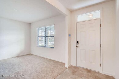 Hayden-small-002-002-Foyer-666x445-72dpi