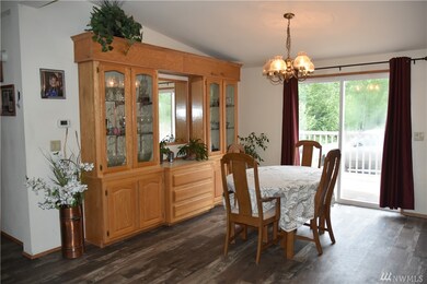 3525 Louderback Ave, Raymond, WA 98577 - photo 5