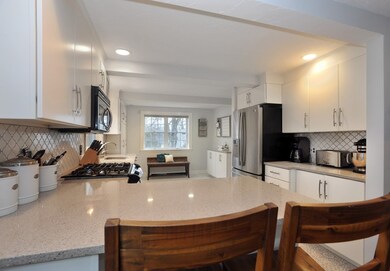 22 Highfield Cir, Milton, MA 02186 - photo 5