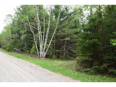 5 Abigails Cir, Jefferson, NH 03583 - photo 2