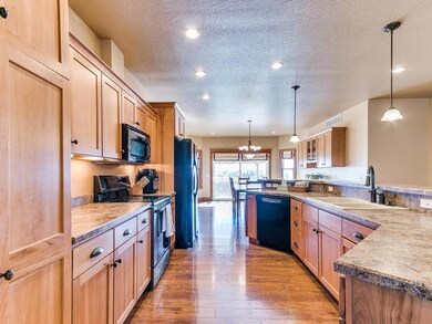 1804 Aldrich Ave-19