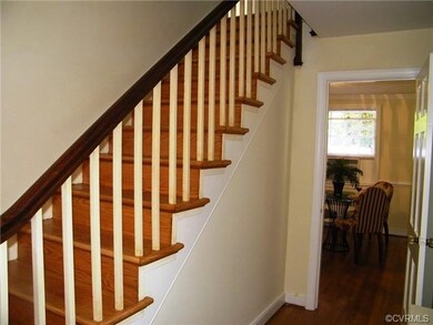 Beautiful Formal Entrance Foyer
