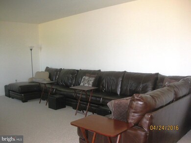 92 Bugatti Ct, Inwood, WV 25428 - photo 3