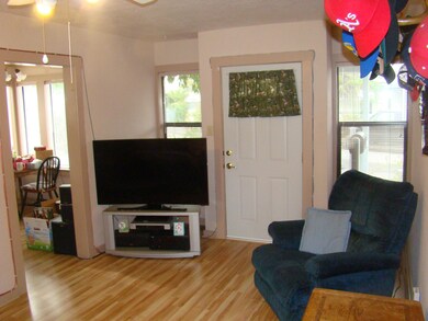 1573 Jay St, Redding, CA 96001 - photo 6