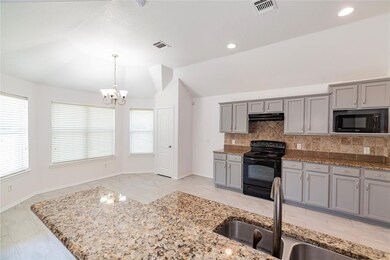 210 Willow Creek Dr, Weatherford, TX 76085 - photo 5