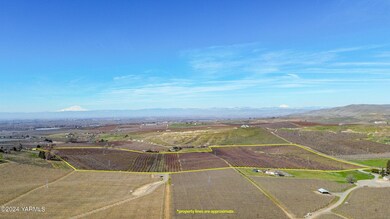 4851 Lombard Loop Rd