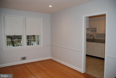 1007 Winsford Rd, Towson, MD 21204 - photo 6