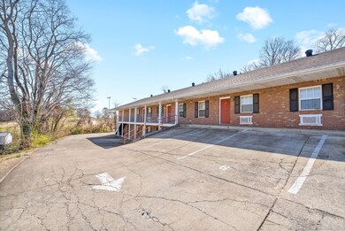 765 Robb Ave unit 2, Clarksville, TN 37040 - photo 4
