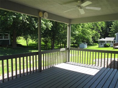 9 Pine Valley Dr, Collinsville, IL 62234 - photo 2