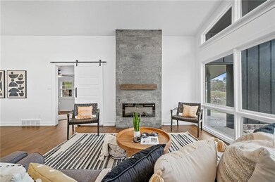 1020 Winegardner Rd, Des Moines, IA 50317 - photo 6