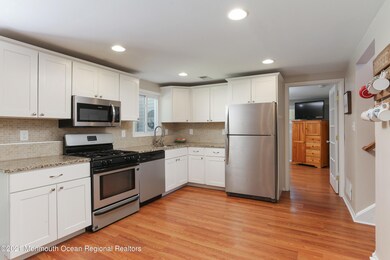 61 Nevada Dr, Hazlet, NJ 07730 - photo 3