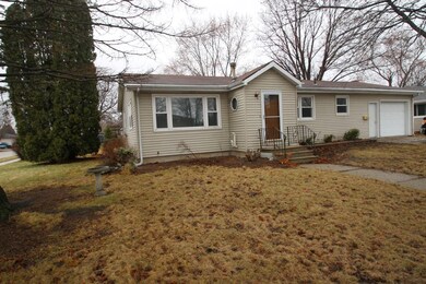 2218 S Terrace St, Janesville, WI 53546 - photo 3