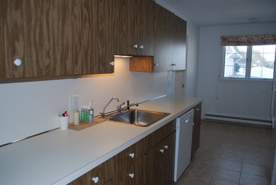 41 Hilltop Place unit 41, New London, NH 03257 - photo 5