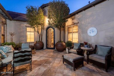 16-Courtyard