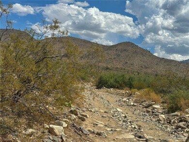 - -, Yucca, AZ 86438 - photo 4