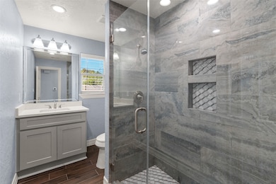 2106 22nd Ave N, Texas City, TX 77590 - photo 3