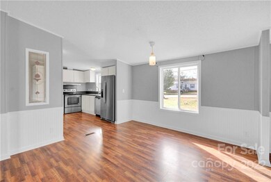 116 Riverfield Dr, Statesville, NC 28625 - photo 7