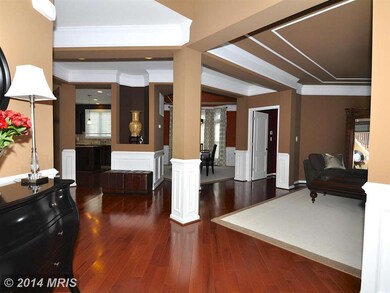 42945 Thornblade Cir, Ashburn, VA 20148 - photo 3