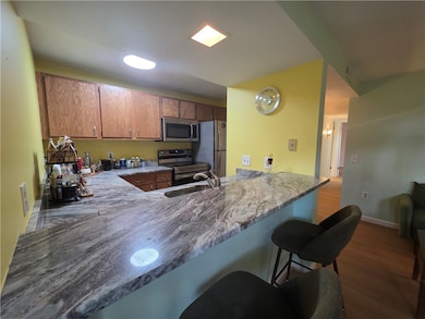 3266 Ward St unit 3, Oakland, PA 15213 - photo 4