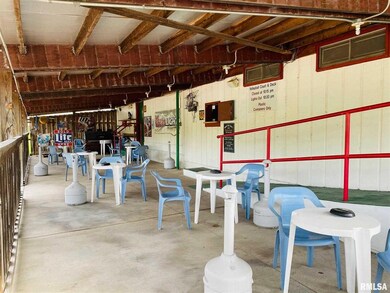 4908 N Pine St, Davenport, IA 52806 - photo 4