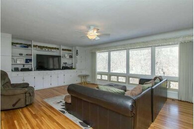 2807 Aurora Ave, Des Moines, IA 50310 - photo 5