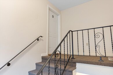 205 Circle Rd unit E5, Manchester, NH 03103 - photo 5