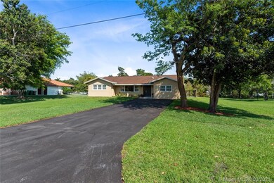 2900 SW 155th Ln, Davie, FL 33331 - photo 6