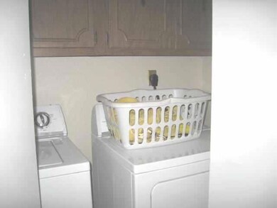 1590 Hartsdale Dr, Horizon City, TX 79928 - photo 7