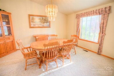 61260 Victory Loop, Bend, OR 97702 - photo 7