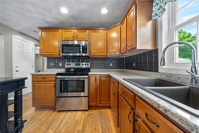 10 Reservoir Rd, Coventry, RI 02816 - photo 7