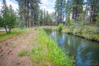 60327 Zuni Cir, Bend, OR 97702 - photo 3