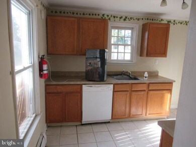 151 W Clayton Ave, Clayton, NJ 08312 - photo 3