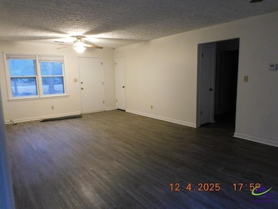 1003 Greenwood Dr, Perry, GA 31069 - photo 4