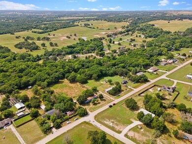 190 Valley Lake Ln, Springtown, TX 76082 - photo 5
