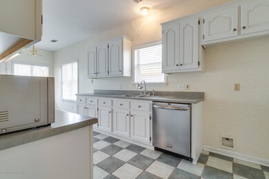 381 Fairway Oaks-8
