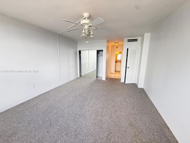 Corinthian unit 7B, Miami Beach, FL 33140 - photo 4
