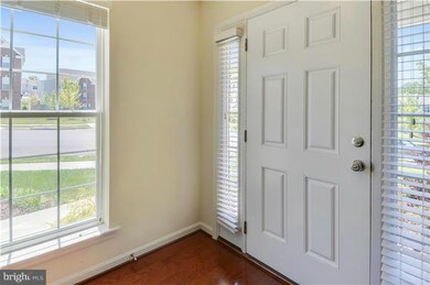 6700 Funderburg Dr, Capitol Heights, MD 20743 - photo 4