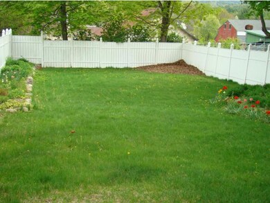 9 Pleasant St, Ashland, NH 03217 - photo 5