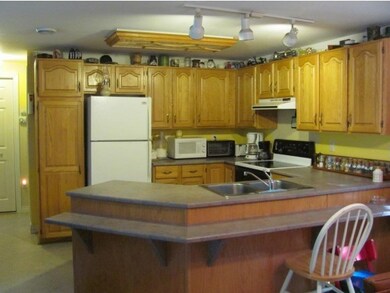 31 Colony Ln, New Hampton, NH 03256 - photo 5