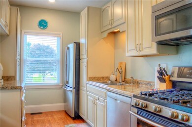 In-Law Suite - Kitchen