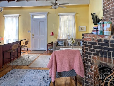 526 E Charlton St, Savannah, GA 31401 - photo 5