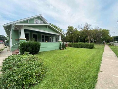 1119 4th St, Clay Center, KS 67432 - photo 2