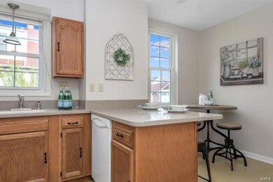 Kitchen with a Breakfast Nook!