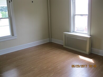 521523 Warren St, Berwick, PA 18603 - photo 4