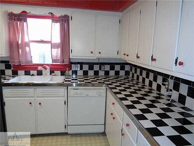 1622 S Holly Way, Lansing, MI 48910 - photo 6