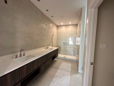 210 Veracruz Dr unit 305, Laredo, TX 78045 - photo 7